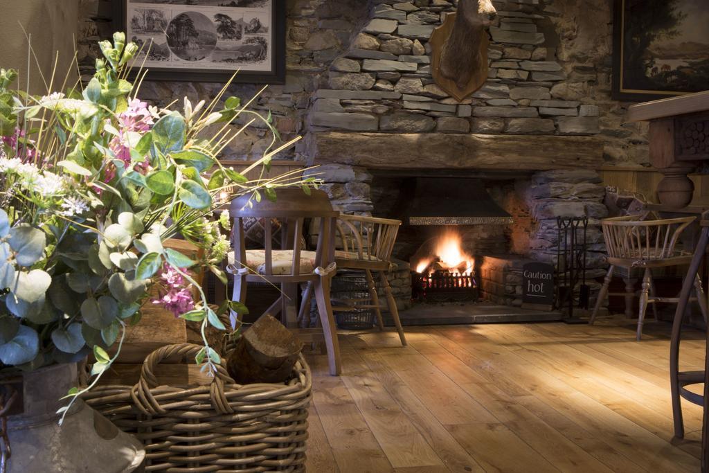 The Queen'S Head Hotel Troutbeck  Exterior photo