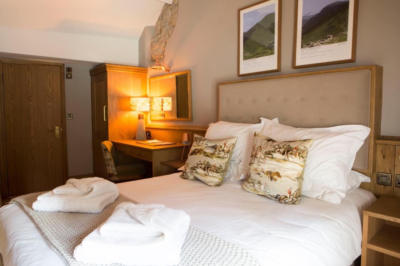 The Queen'S Head Hotel Troutbeck  Exterior photo